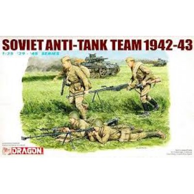 SOVIET ANTI-TANK TEAM 1942-43 1/35